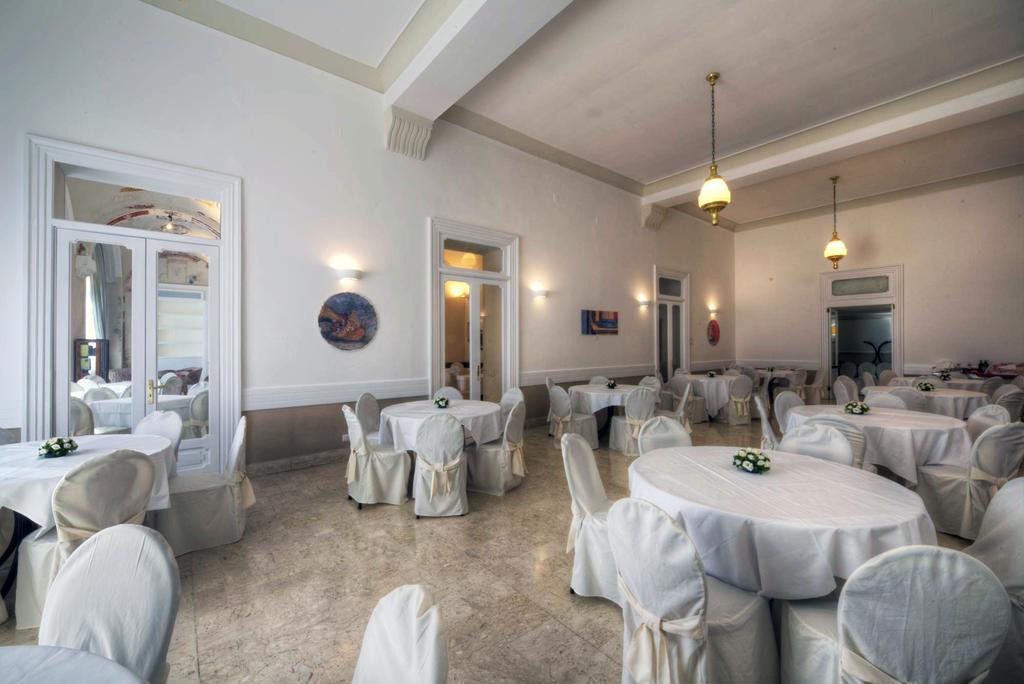 Hotel Vittoria Pompei Luaran gambar