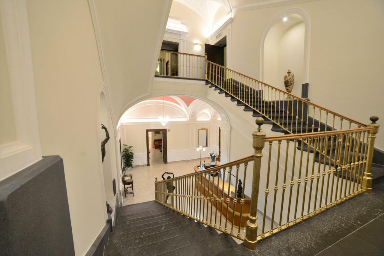 Hotel Vittoria Pompei Luaran gambar