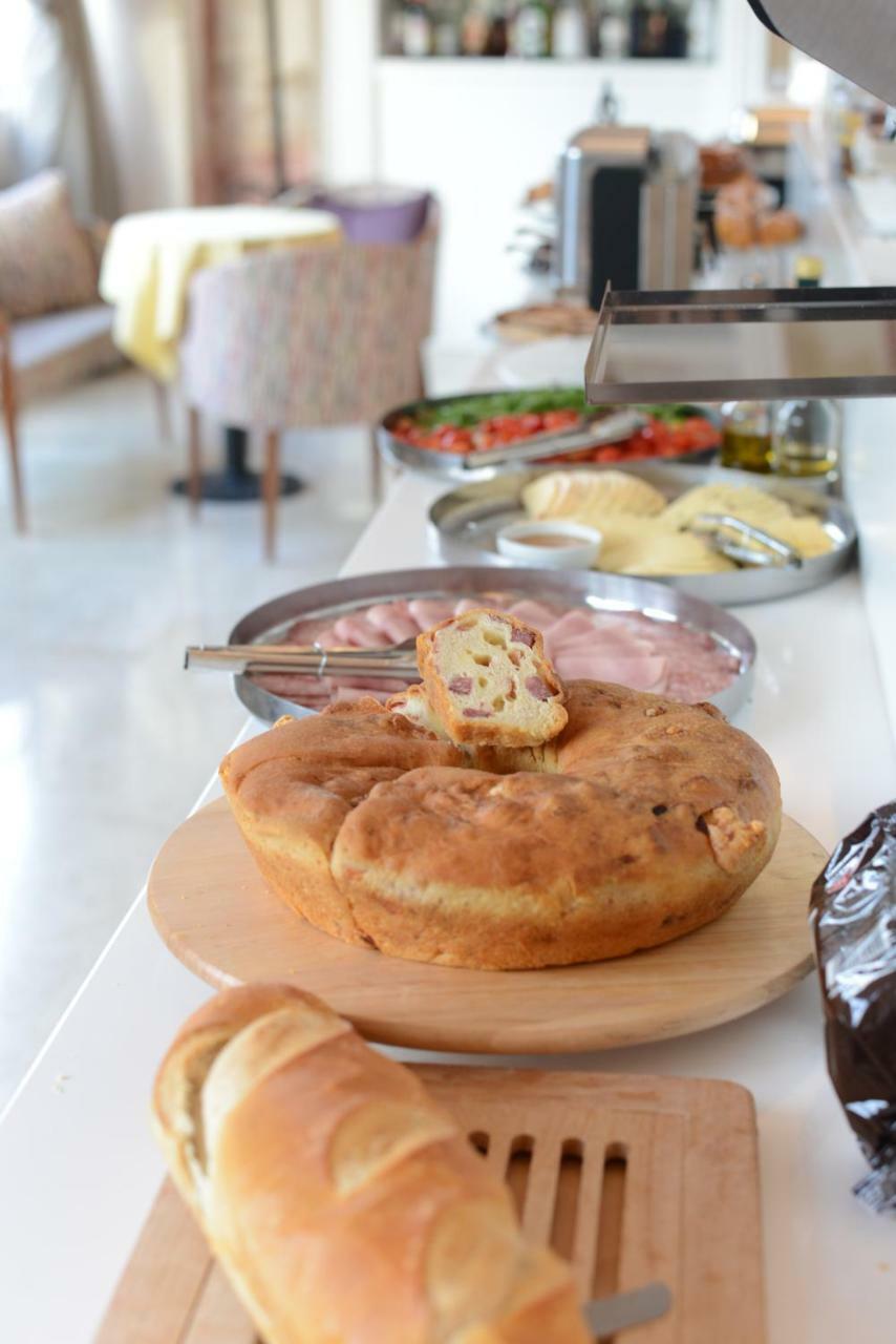 Hotel Vittoria Pompei Luaran gambar