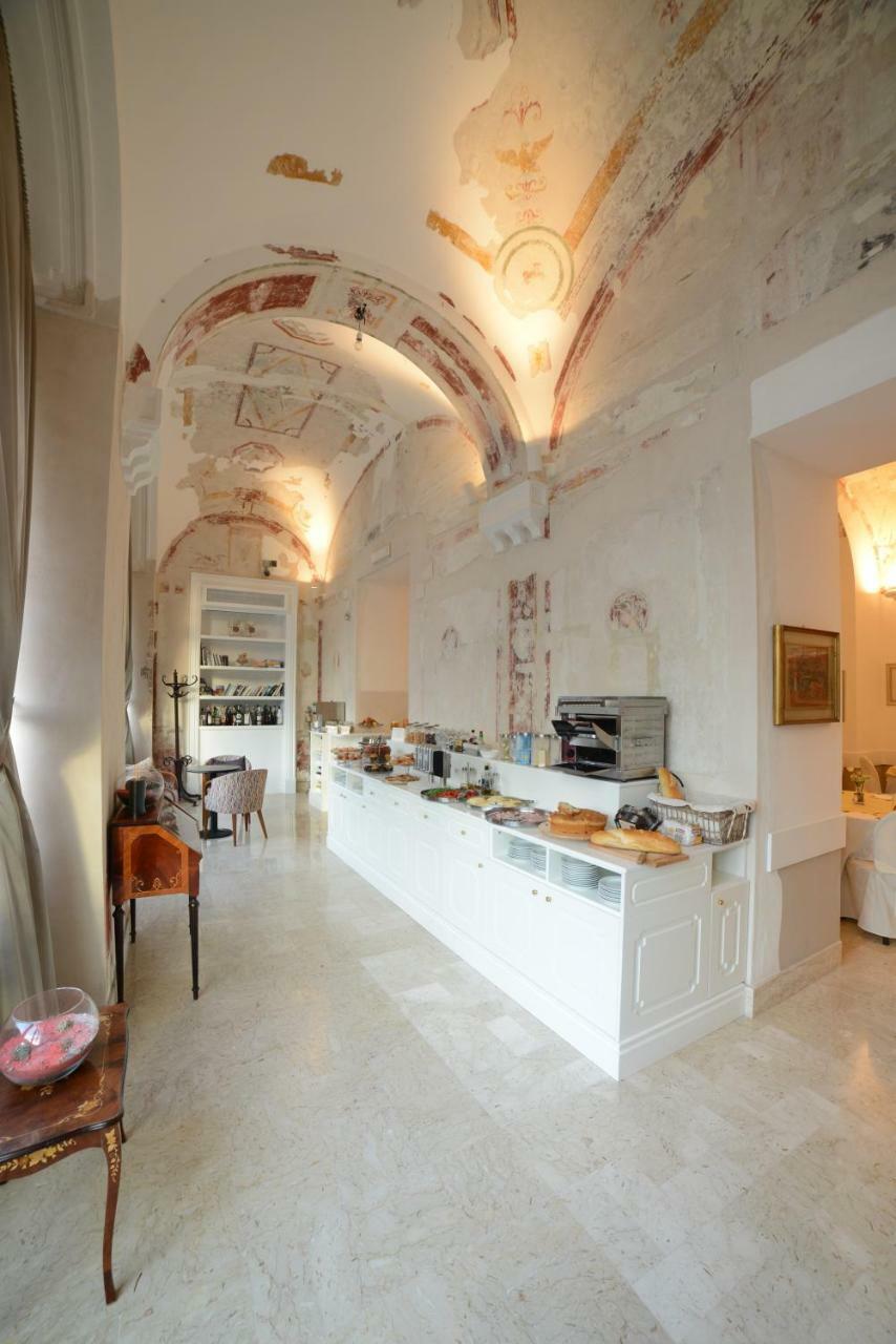 Hotel Vittoria Pompei Luaran gambar
